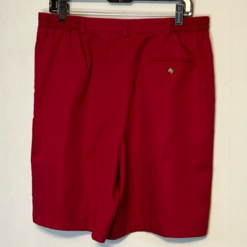 Karen Scott Sport Pleated Red Shorts Size 16. - Picture 2 of 7